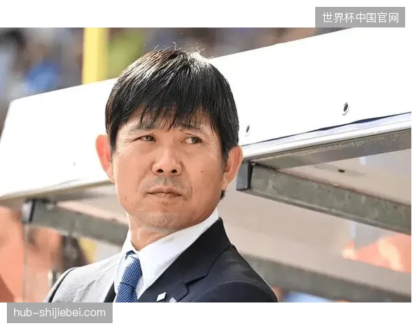 日本队年轻化阵容的体能优势凸显，森保一或利用高强度跑动拖垮波兰后防线